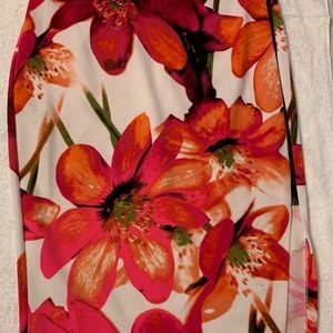 NWT Worthington Utopian Bright Floral Pencil Skirt NWT Woman Petite Size 10P